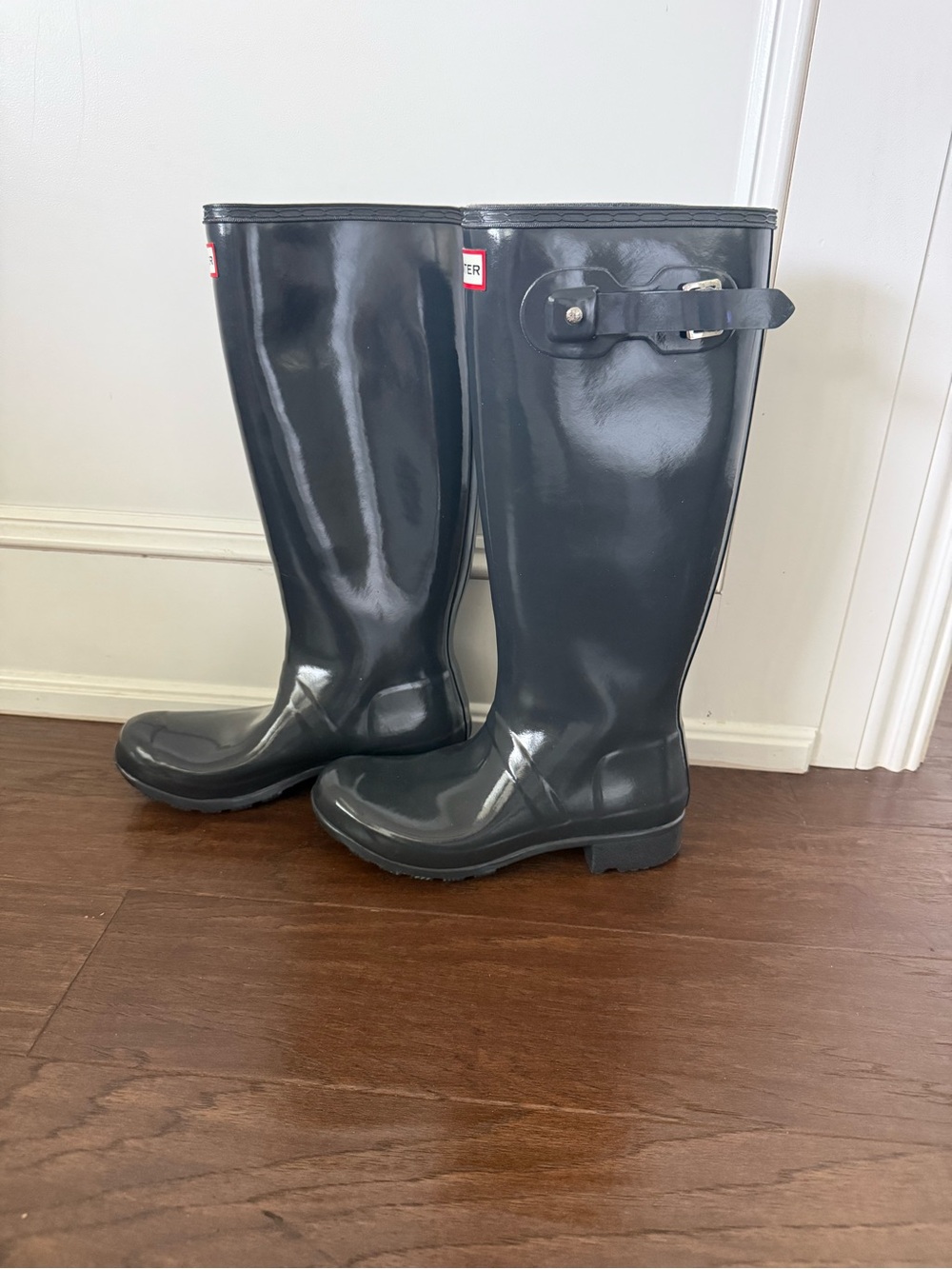Hunter Original Tall Gloss Rain Boots in graphite gray Sz 7
